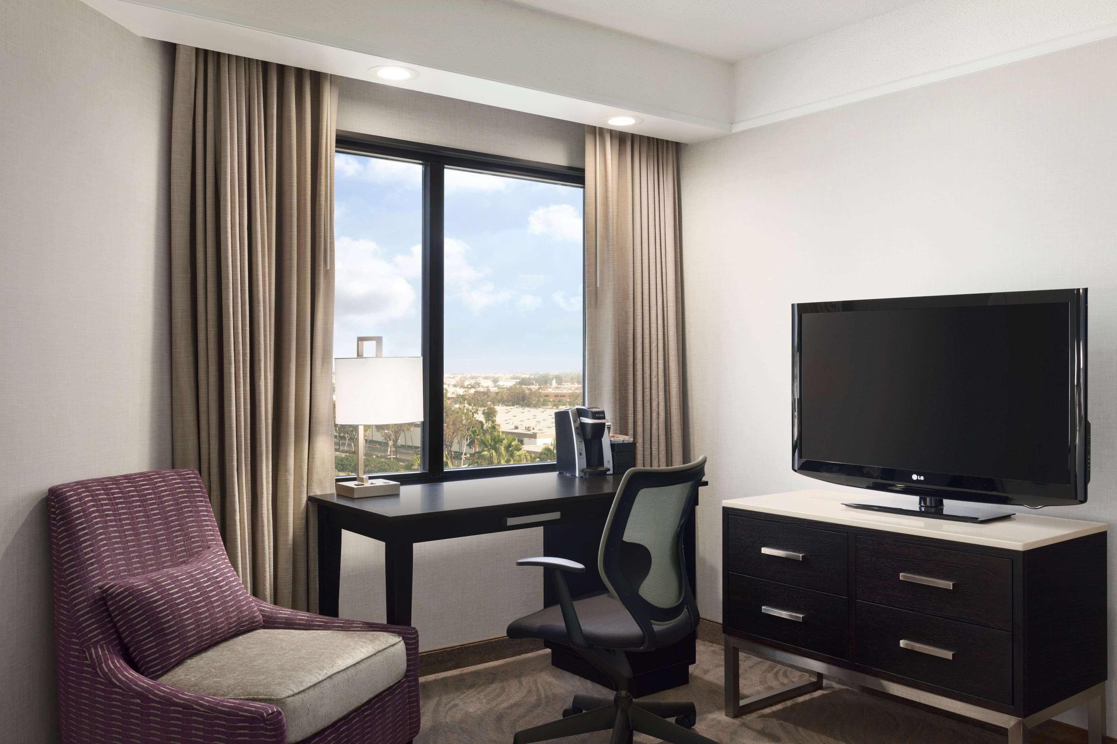 Embassy Suites By Hilton Irvine Orange County Airport Extérieur photo