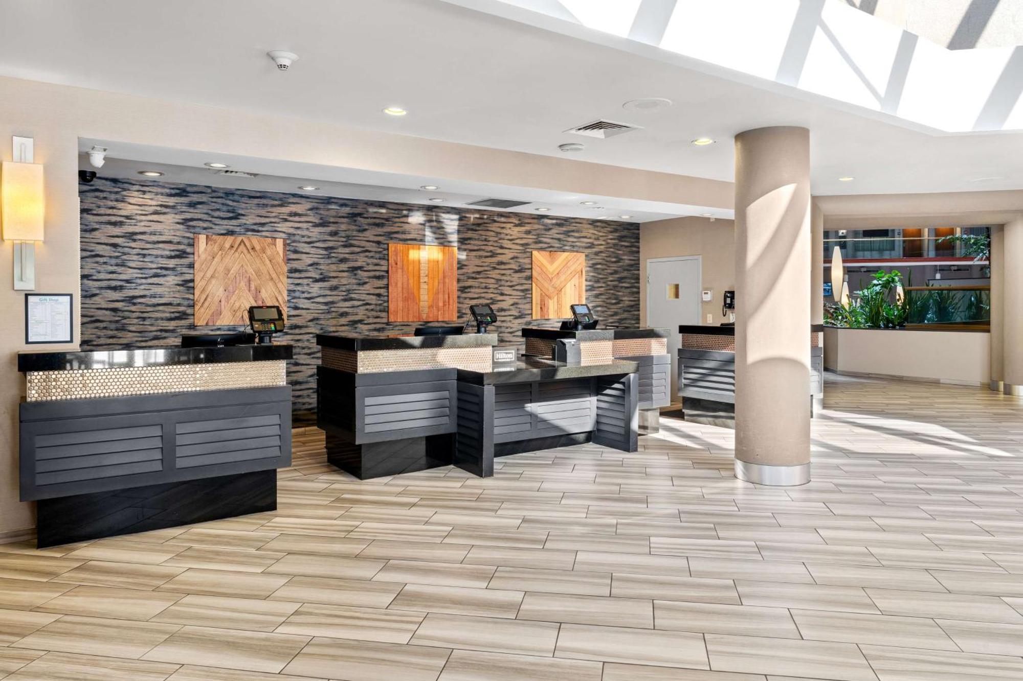 Embassy Suites By Hilton Irvine Orange County Airport Extérieur photo